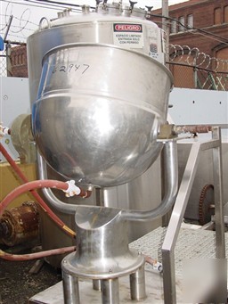 Used: groen 30 gallon stainless steel kettle, model D30