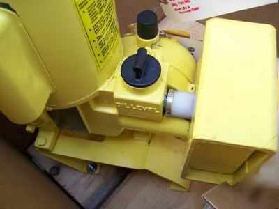 (922-85) milton roy controlled volume pump	