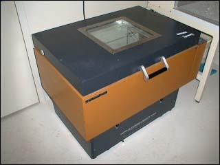 New model g-25 brunswick incubator-shaker-17000