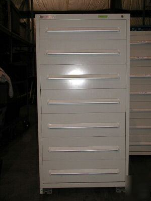 Vidmar 7 drawer tool / parts storage cabinet
