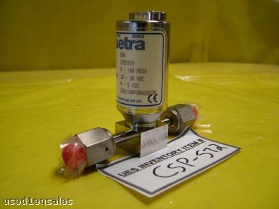 Setra model 224 flow-through pressure transducer