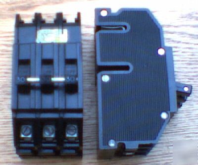 Zinsco 30 amp 3 pole Q24 Q243030 circuit breaker