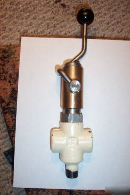 New hydraulic regulating valve 3000 psi 1/2