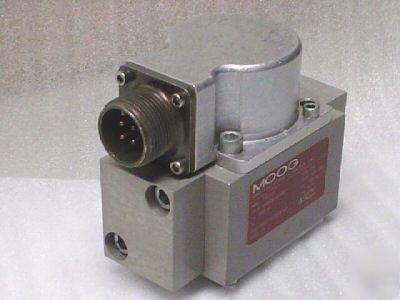 New moog model 771F232 electrohydraulic servo valve - 