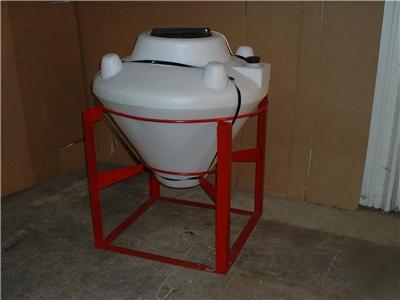 New - 30 gallon mix & fill cone bottom tank with saddle
