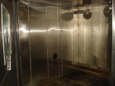 Webber walk in test chamber 120C to -40C