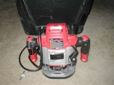 Skill 1820 plunge router with work light