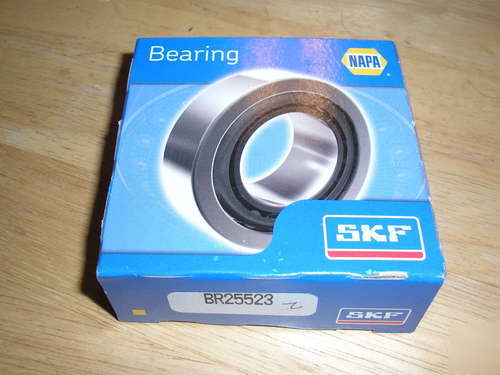New brand skf napa bearing /race BR25523