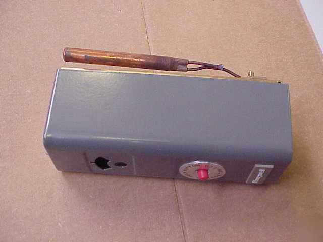 Honeywell aquastat controller-boiler mounted L4006E1091