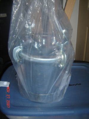 Astro pneumatic 2 1/4 gallon pressure tank 