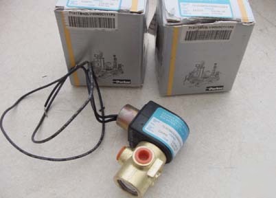2PC parker / skinner / honeywell valve 7131TBN2LV00N0C1