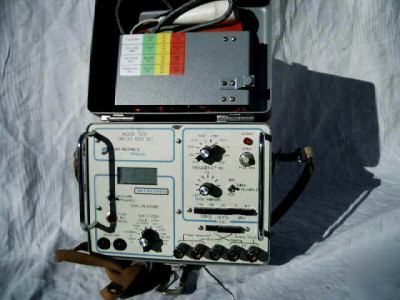 Telephone circuit test set/w built in tone generator