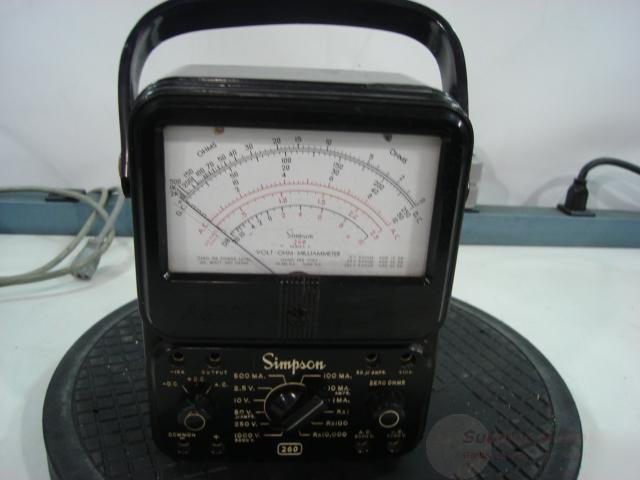 Simpson 260 volt ohm milliammeter series 3