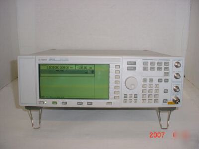Hp / agilent E4425B rf signal generator, 250KHZ - 3GHZ