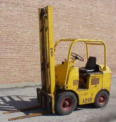 Used towmotor 502P 5,000 lb gasoline pneumatic forklift