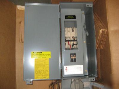 Cutler hammer 30A 240V manual transfer switch w/ outlet