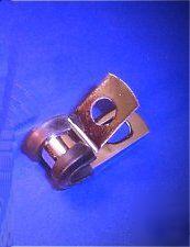 Stainless cushion clamp