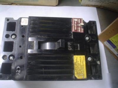 Ge molded case switch: TEB132Y100 240 vac 100A 3 pole