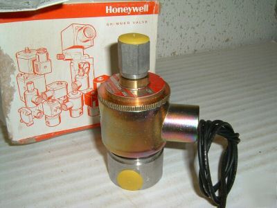 Honeywell complete solenoid valve unit #X53LB2150<915A4