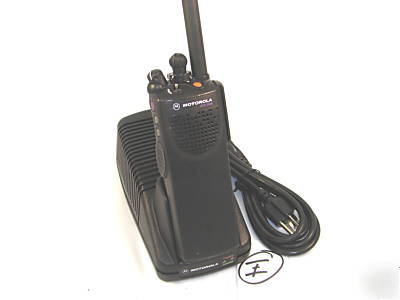 Motorola XTS3000 xts 3000 model i - vhf 136-174 - i