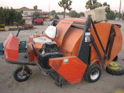 Smithco sweep star 60 sweeper turf riding sweepstar