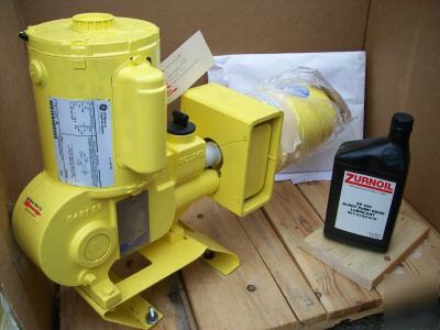 (922-85) milton roy controlled volume pump	