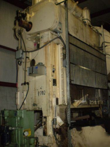 Cleveland punch & shear co. 200 ton press w 6