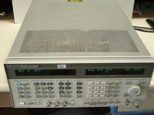 Hp 8644B signal generator, 252 khz - 2 ghz, w/ opt. 002