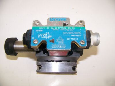 Vickers hydraulic valve DG4V-35-oa-m-FPA5WL-B5-60
