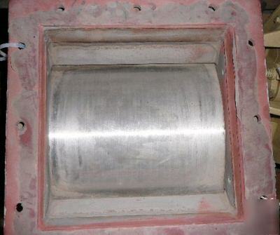 10â€ x 10â€ moer rotary plug valve (2811)