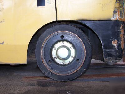 Caterpillar 12,000 pound capacity forklift