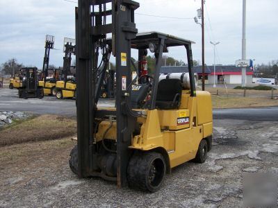 Caterpillar 12,000 pound capacity forklift