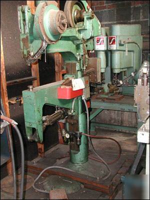 Chicago riveter 25