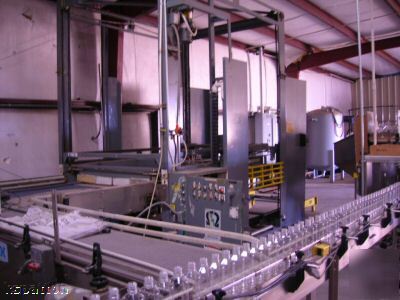 Oms low level depalletizer model bksad 600