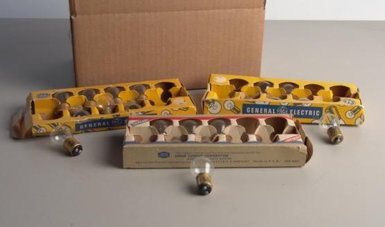 Ge misc. auto signal lights lot