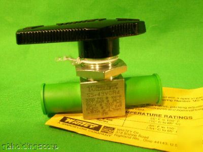 Whitney ss-43VCR4 2 way ball valve