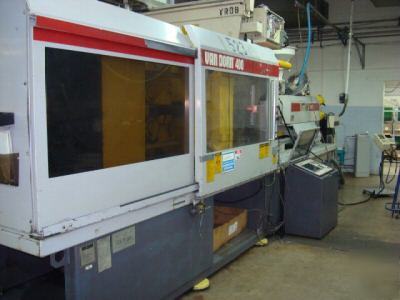 1989 van dorn 400TON plastic injection molding machine 
