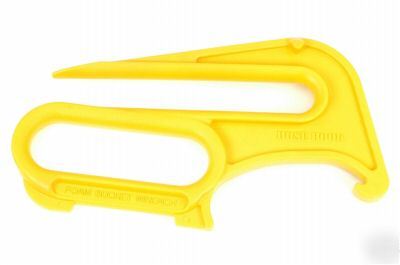 Hose hook from task force tips