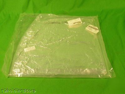 Novellus 15-135256-00 plate, purge, gas, top plate
