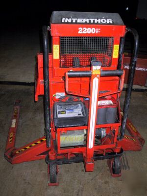 Interthor electric lift pallet jack straddle stacker