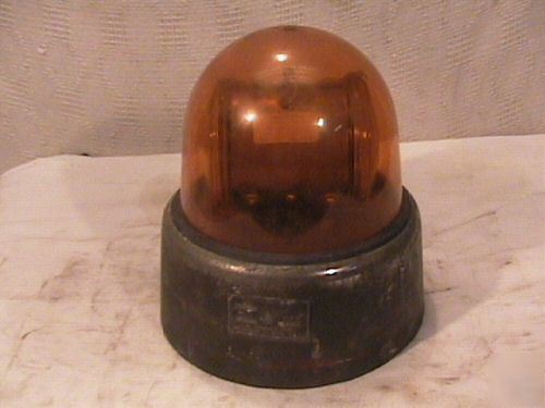 Emergency vehicle amber warning light j.w. speaker