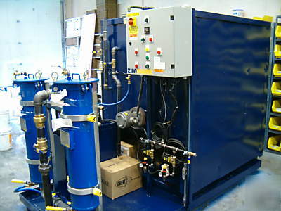 Coolant recycling pasteurizing coalescor