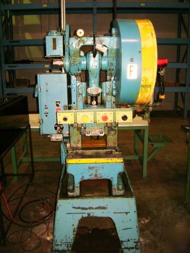 Minster 16 ton NO2 punch press machine excellent 