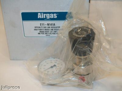 High purity line brass regulator 400 psi 0-25 del range