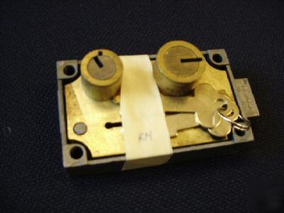 Diebold 175-05 rh bank safe deposit box locks with key