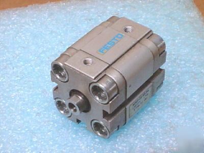 Festo 156604 advu-25-10-pa cylinder - used