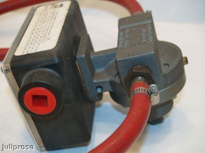 Universal filter flow monitor 0-50 cfm AS50-90P-4-0NR