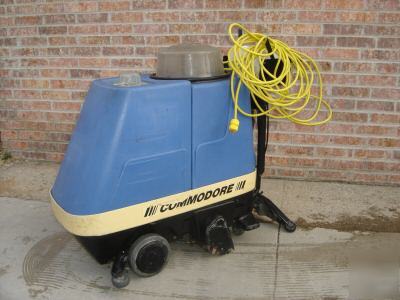 Windsor commodore floor extractor