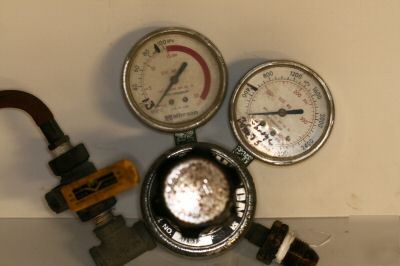 Air tank regulator with gauges matheson 1PA 510