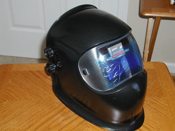Black optrel satelite welding helmet black uvex K600 